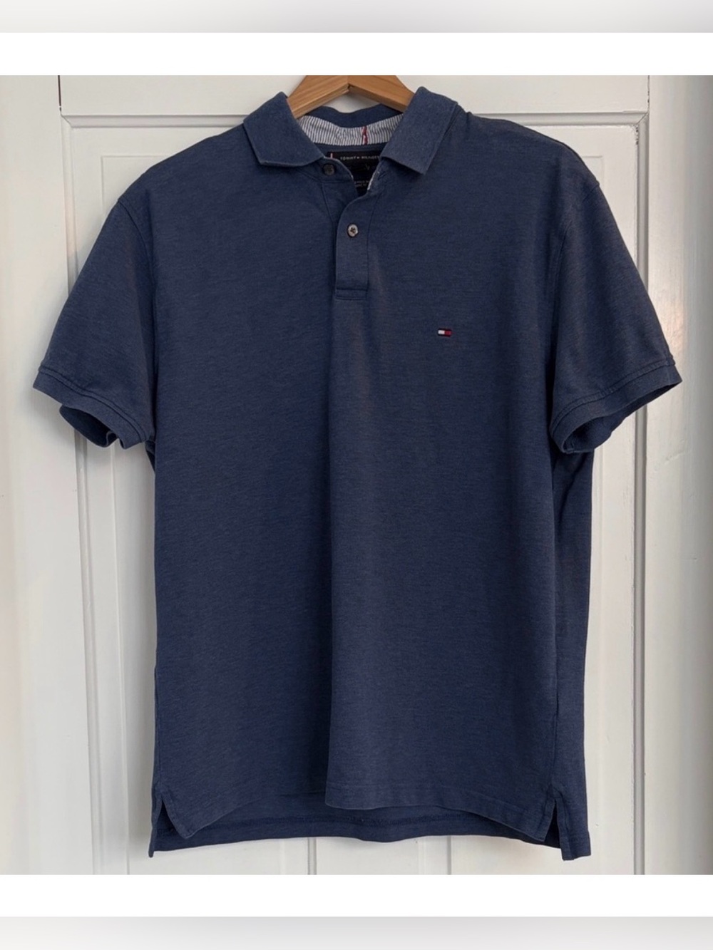 Tommy Hilfiger Men’s Navy / Denim Color Polo Shirt Size Large